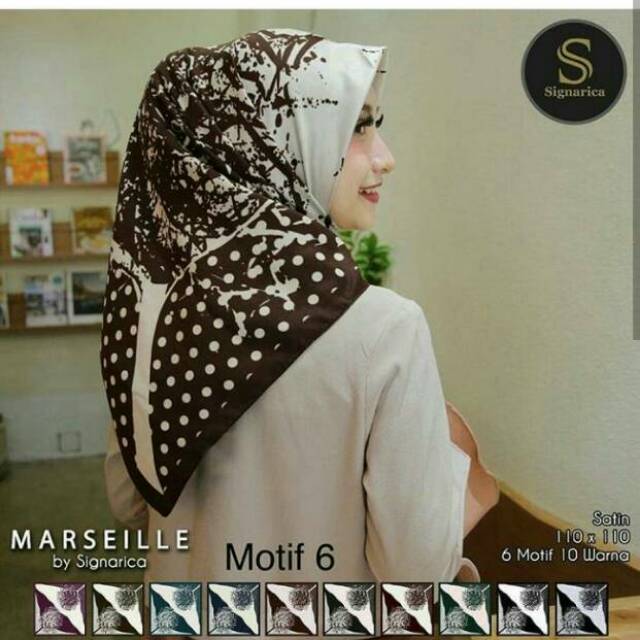 Jilbab Segi Empat Satin Motif Marseille by Signarica Hijab