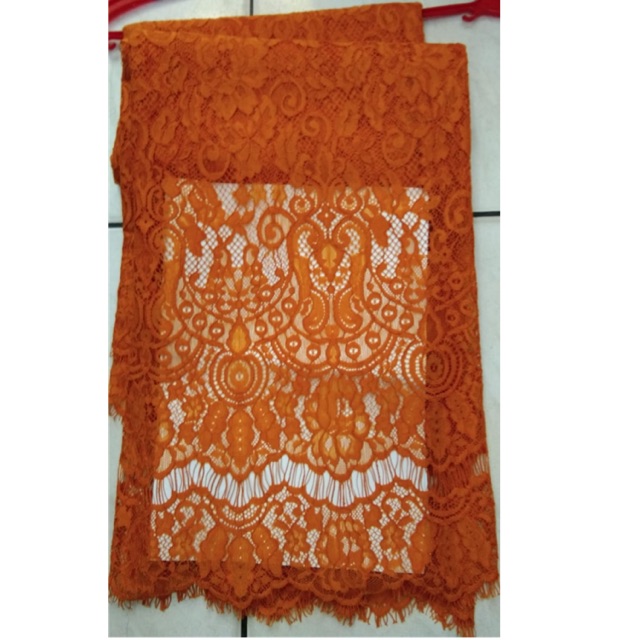 Kebaya Saint Laurent