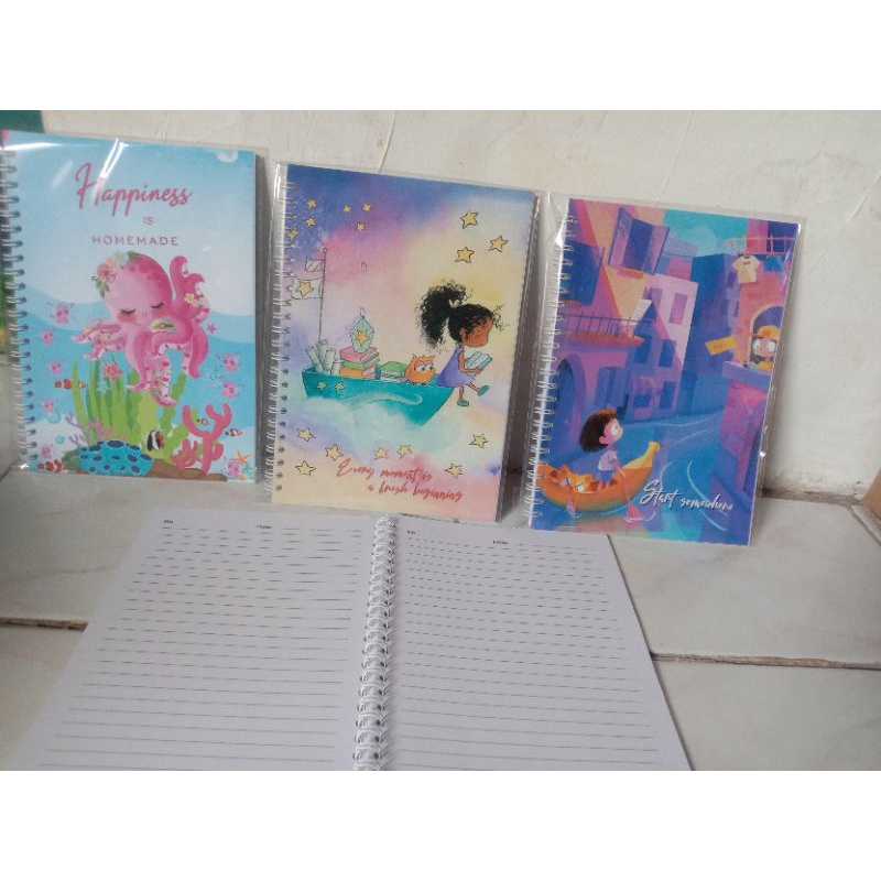 

Buku Spiral / buku diary