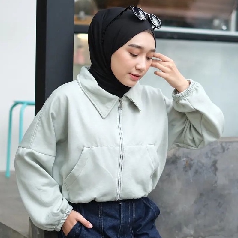 MVP - Vada Colar Crop - Jaket Crop Wanita