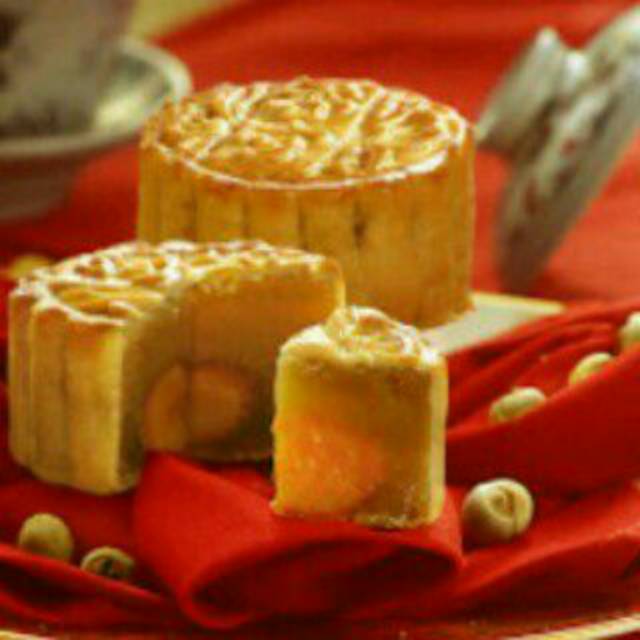 Tiong Chiu Pia KEMENANGAN Kulit Coklat - Moon cake - Kue Bulan Tong Ciu Pia