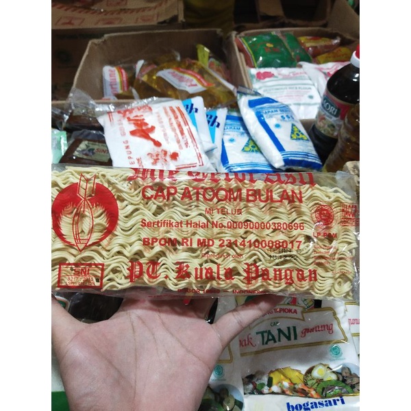 

Mi Telor Cap Atoom Bulan