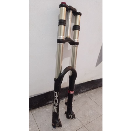 fork rst r one t200