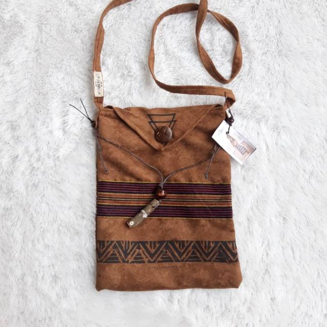 Tas Selempang Gypsy Lurik Almond