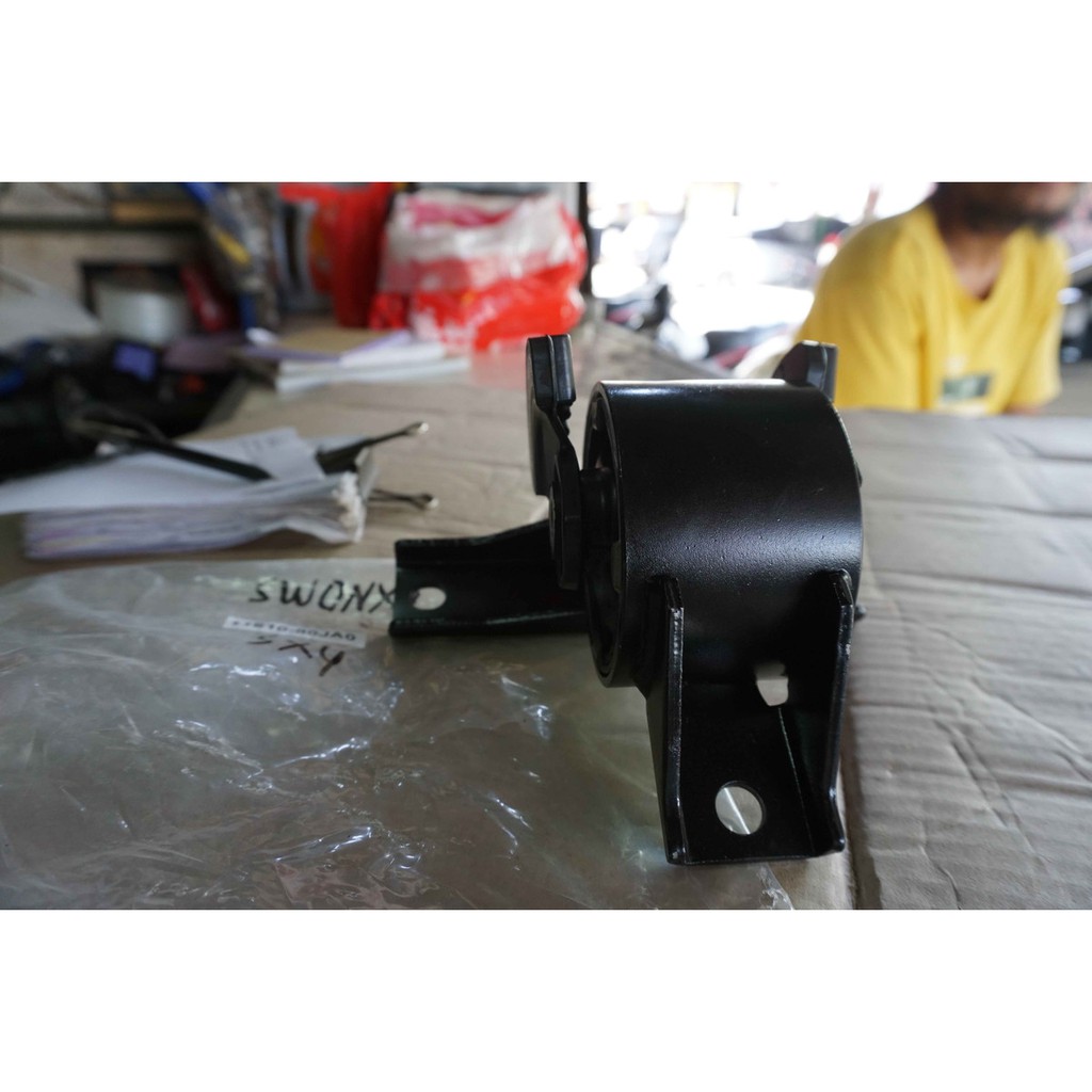 Engine Mounting Kanan Suzuki SX4/Neo Baleno