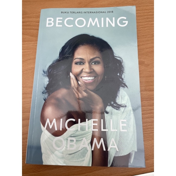 

buku becoming michelle obama ORI