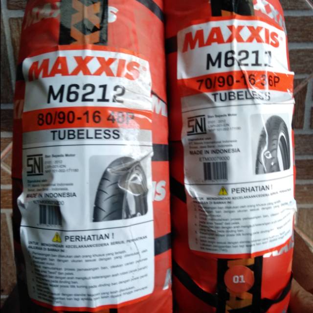 Paket ban tubles maxxis UK.70/90.16+80/90.16 free pentil besi