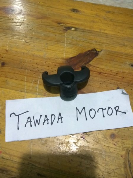 GANTUNGAN BARANG MODEL ORIGINAL BAWAAN MOTOR HONDA MATIK CABANG DUA