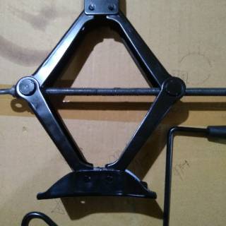 Dongkrak Gunting Scissor Jack 1 Ton | Shopee Indonesia