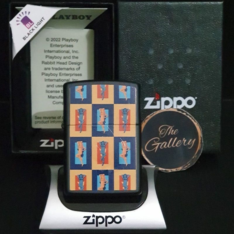 48233 ORIGINAL ZIPPO PLAYBOY