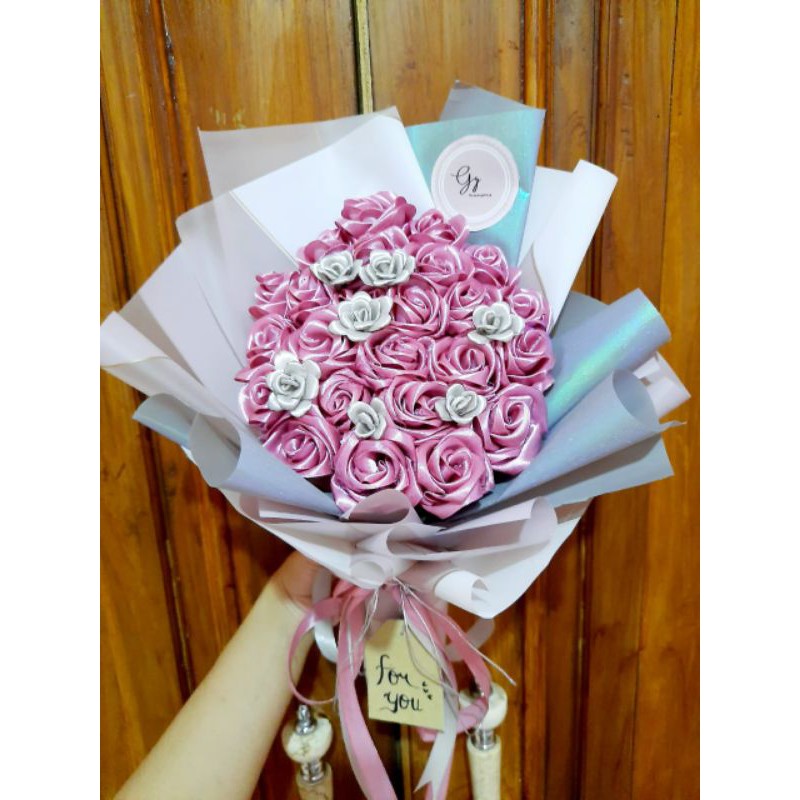 Mekar di Era Digital: Panduan Lengkap Bisnis Bunga Online