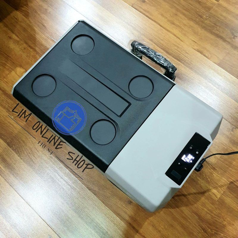 NEW Kulkas Mini Portable 30 Liter Frezzer Box Lemari Es LCD indicator Pendingin Makanan Minuman Obat