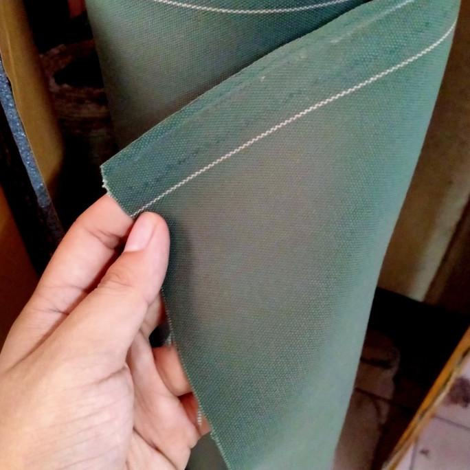 

BAHAN TERPAL KANVAS / CANVAS TEBAL ROBINHOOD 1MM ECERAN