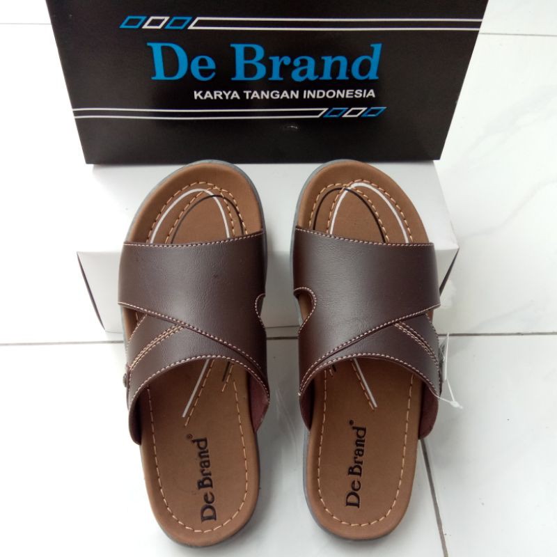 Sandal Kulit Pria Slop DeBrand Ontario