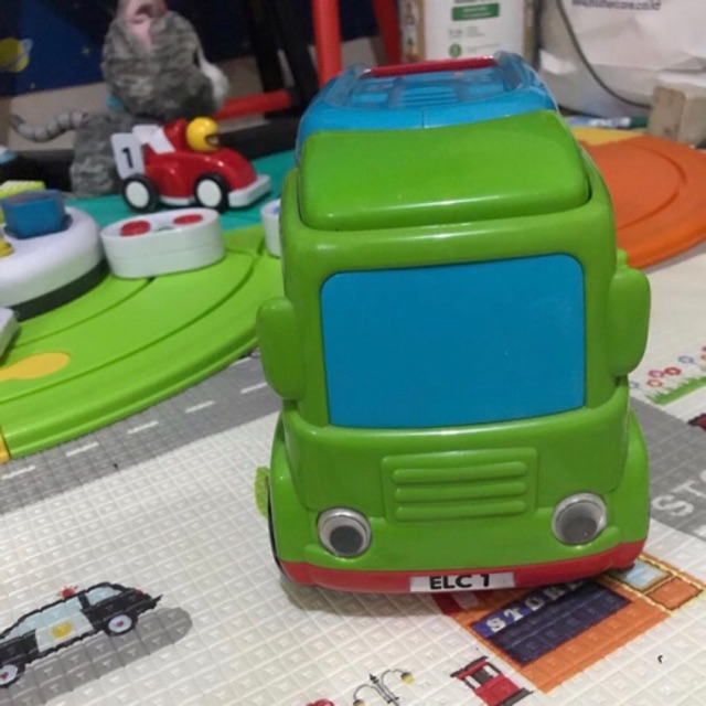 Elc whizz world car transporter