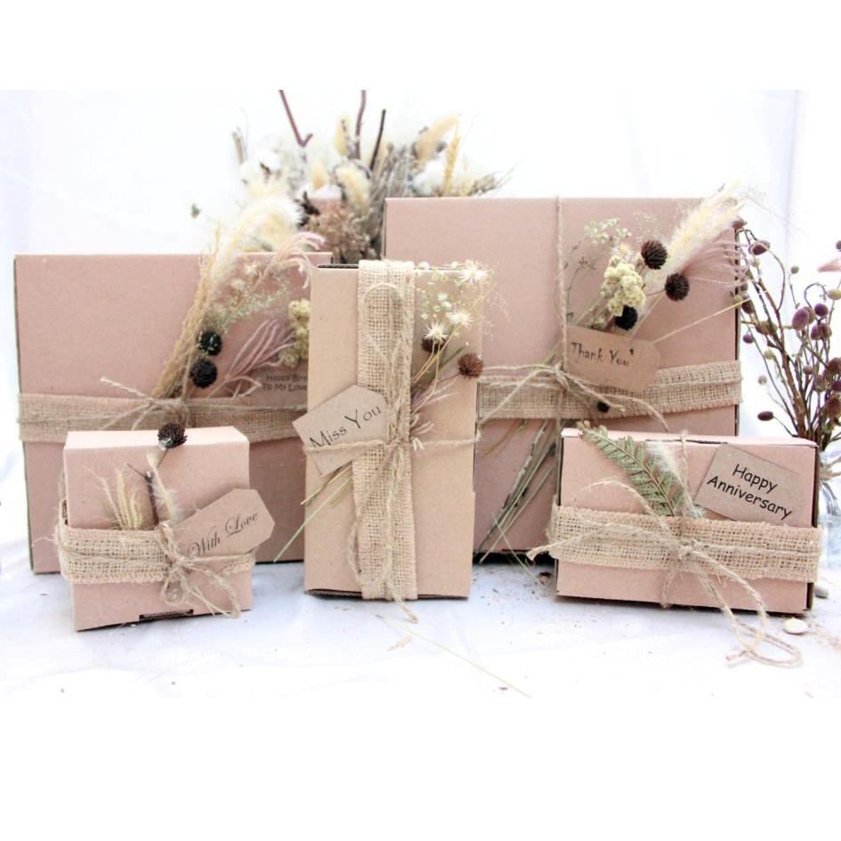 Harga Gift Box Kotak Kado Estetik Terbaru Mei 2021 BigGo Indonesia