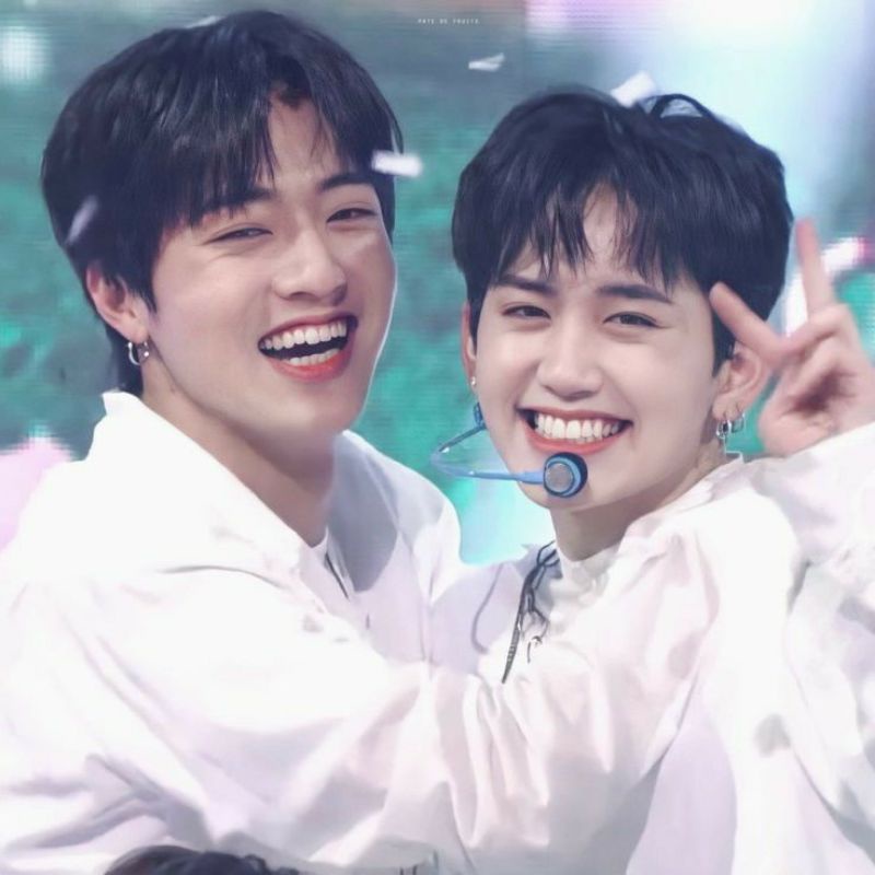 mashiho seragam dan ruto manyo ev3