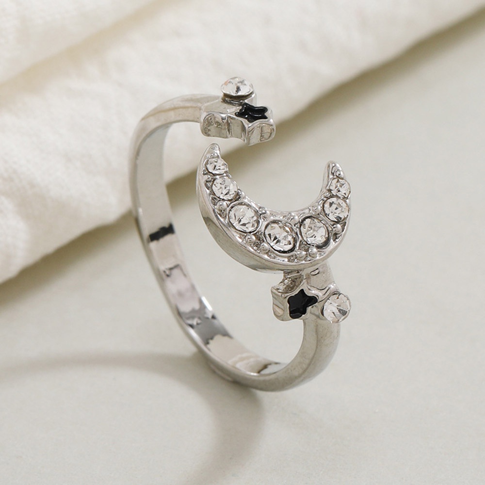 Cincin Model Terbuka Desain Bulan Bintang Aksen Kristal Warna Silver Untuk Wanita