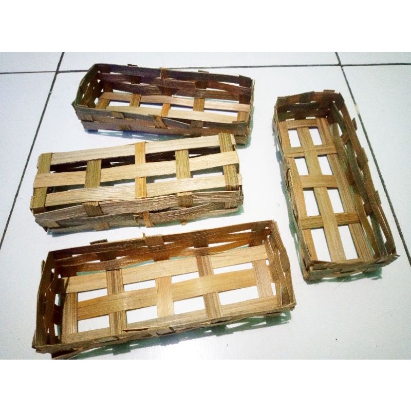 Keranjang,besek,tempat bumbu,tempat ikan tongkol,pindang,cue ukuran kecil