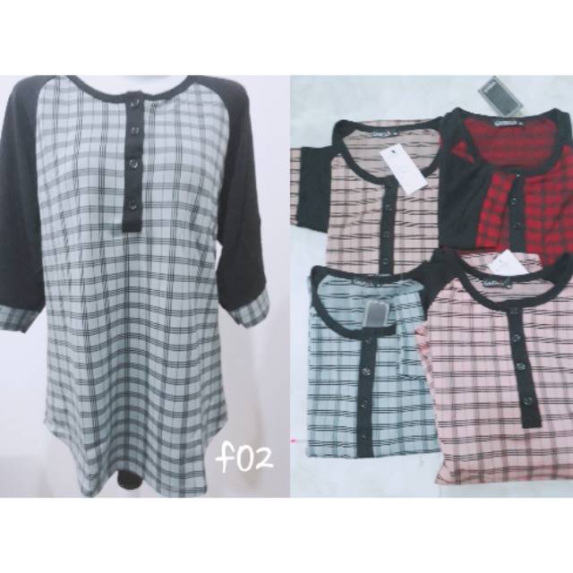 Kaos raglan gasella 3/4 kancing depan.XL