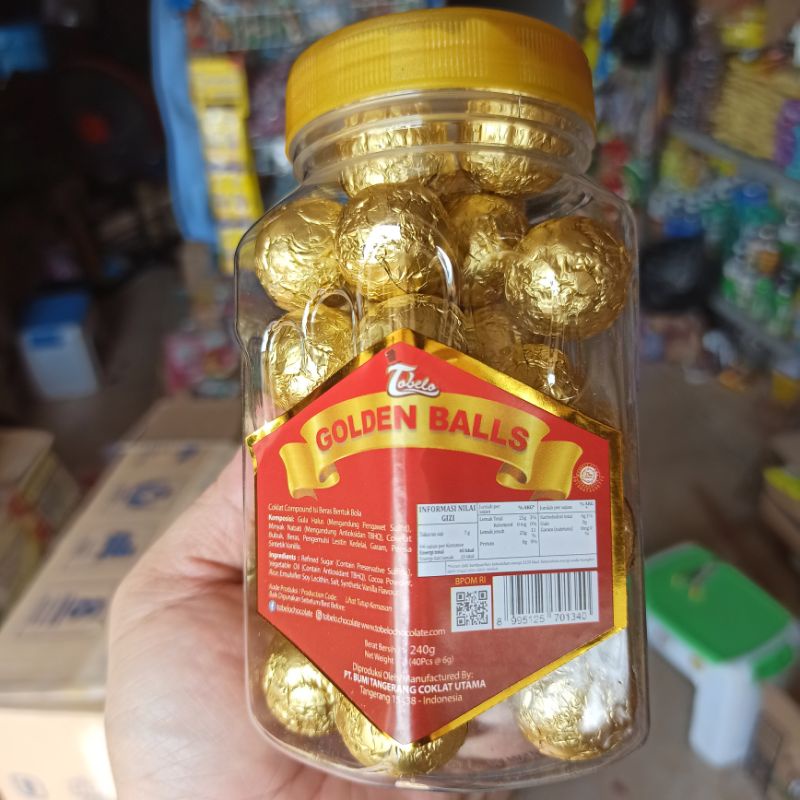 

Tobelo Cokelat Compound Isi Beras Bentuk Bola Golden Balls