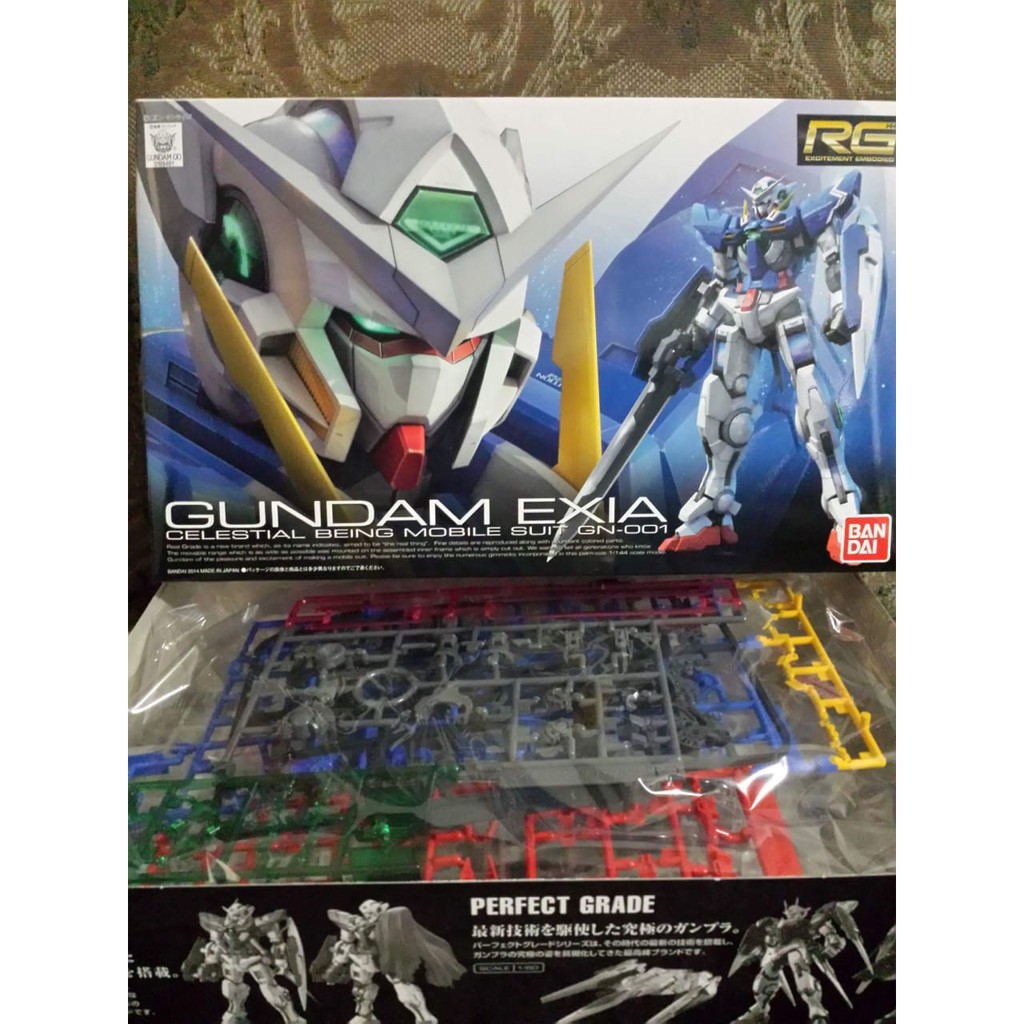 RG 1/144 GUNDAM EXIA Bandai