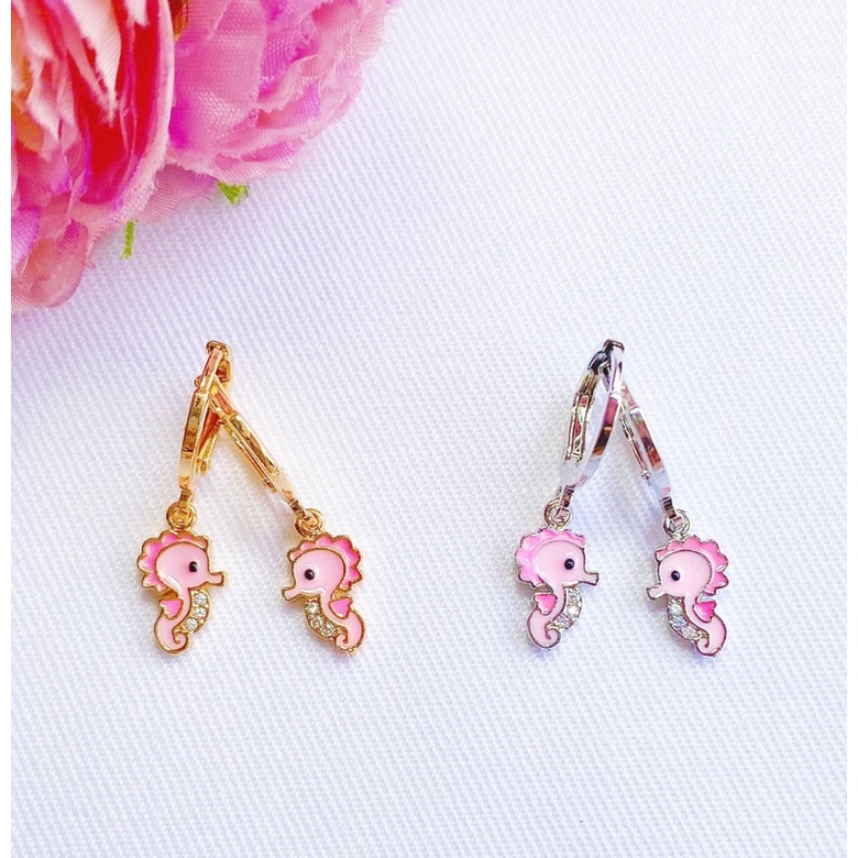 Anting Anak Titanium Pink Seahorse Lapis Emas Kristal Zirconia