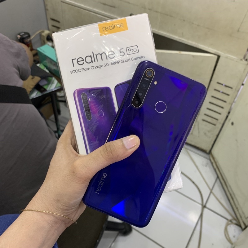 Realme 5 Pro 8/128gb Second Bekas Pakai Normal Fullset Original Resmi