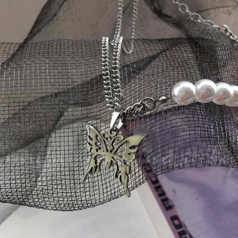 Butterfly Stitching Pearl Necklace Accessories Street Titanium Steel Chain Pendant