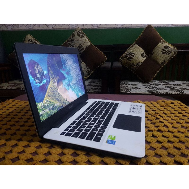 Laptop_Asus_A455L_Core_i5_5200U_RAM_8GB_250GB_SSD_Nvidia_GeForce_2GB