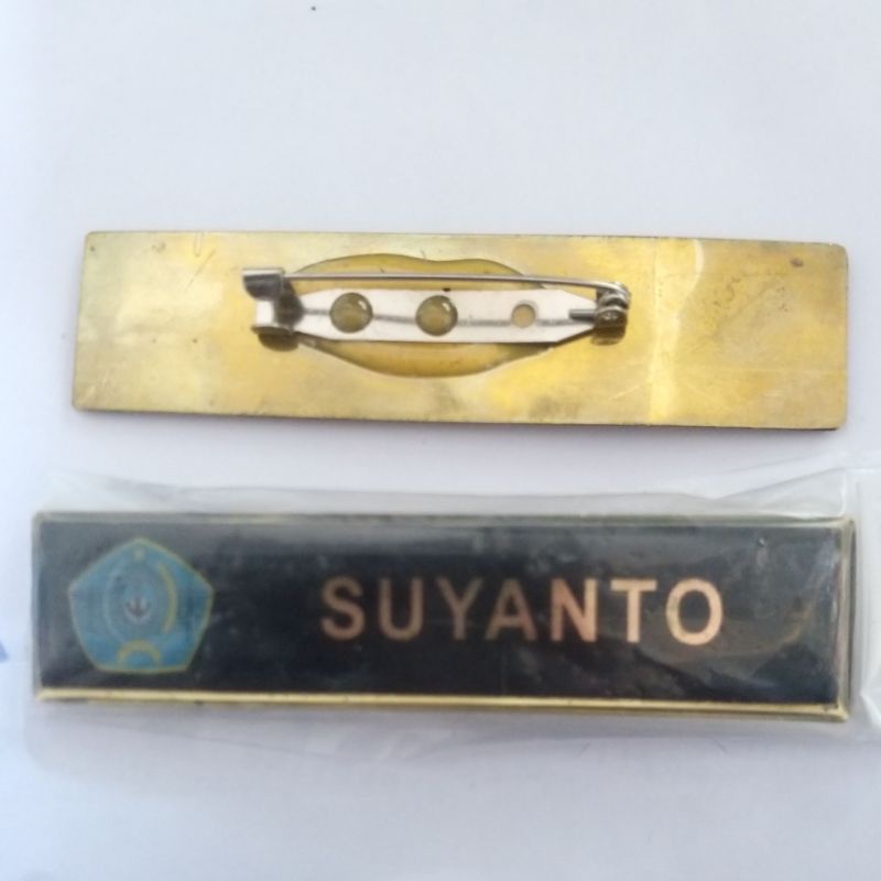 NAMETAG LOGO / NAMA PAKAI LOGO/BELAKANG MAGNET,PAKU,PENITI