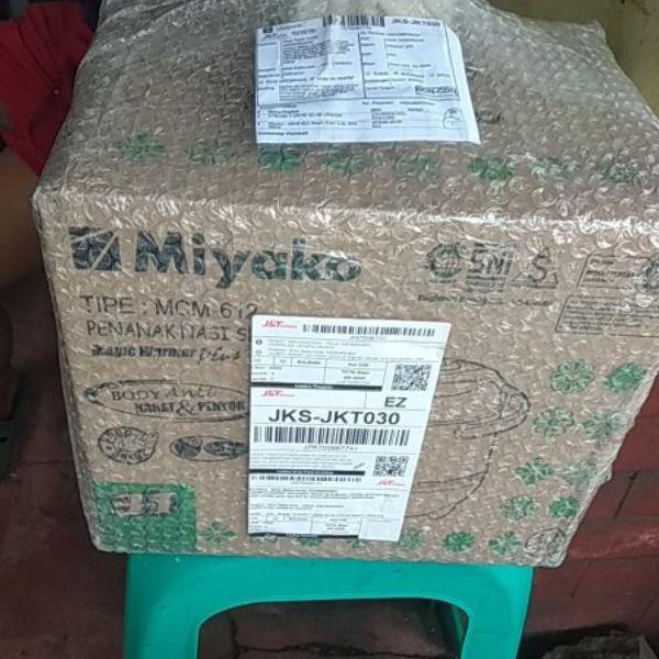 MEJICOM PENANAK NASI RICE COKER MAJIKOM PENGHANGAT PEMASAK NASI MAJICOM RESKUKER MAGIC JAR MIYAKO (K