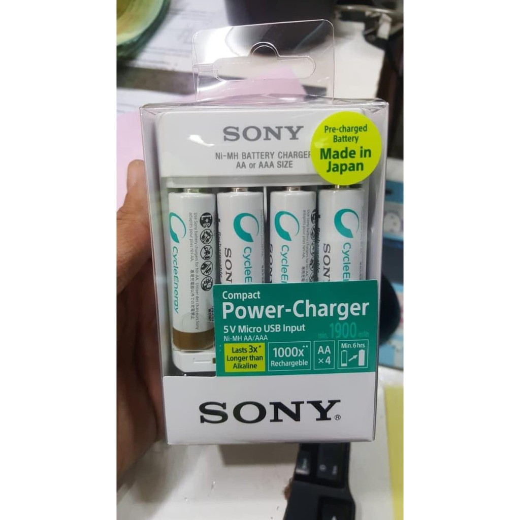 Battery + Charger Sony Power Charger plus 4pc Battery AA NiMH 1900mAh
