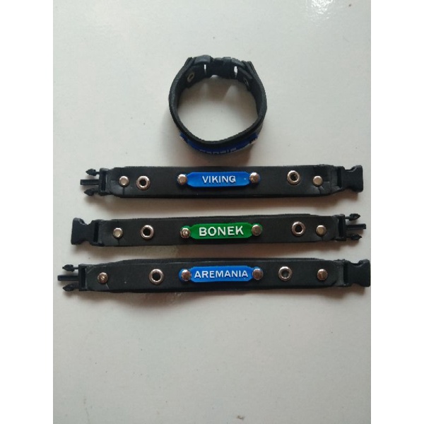 Gelang Persib,Persibaya,Arema slot