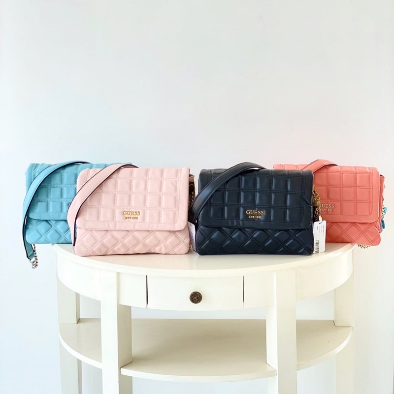 guesss slingbag GB404