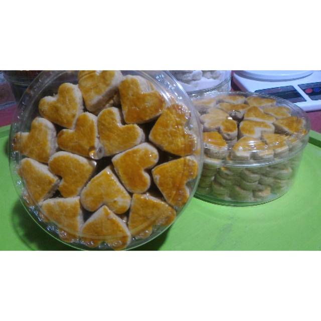 

Kue kacang