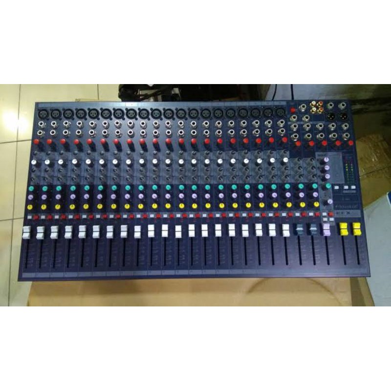 Mixer Soundcraft EFX20 EFX 20 Mixer Audio 20 Channel