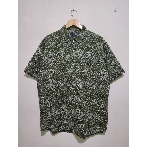 KEMEJA FLORAL CARIBBEAN JOE & HUSH PUPPIES