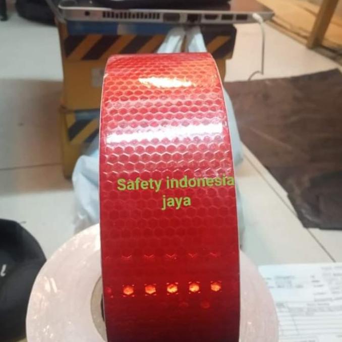 

stiker scothlite reflective tape 2" x50 mtr- -scotlet reflektif MURAH