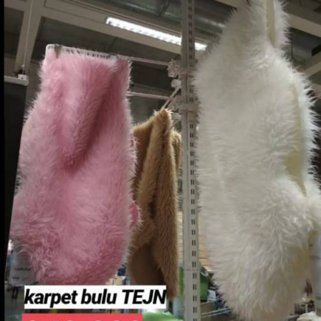 Karpet bulu pink tjen ikea
Ukuran 50x100cm
