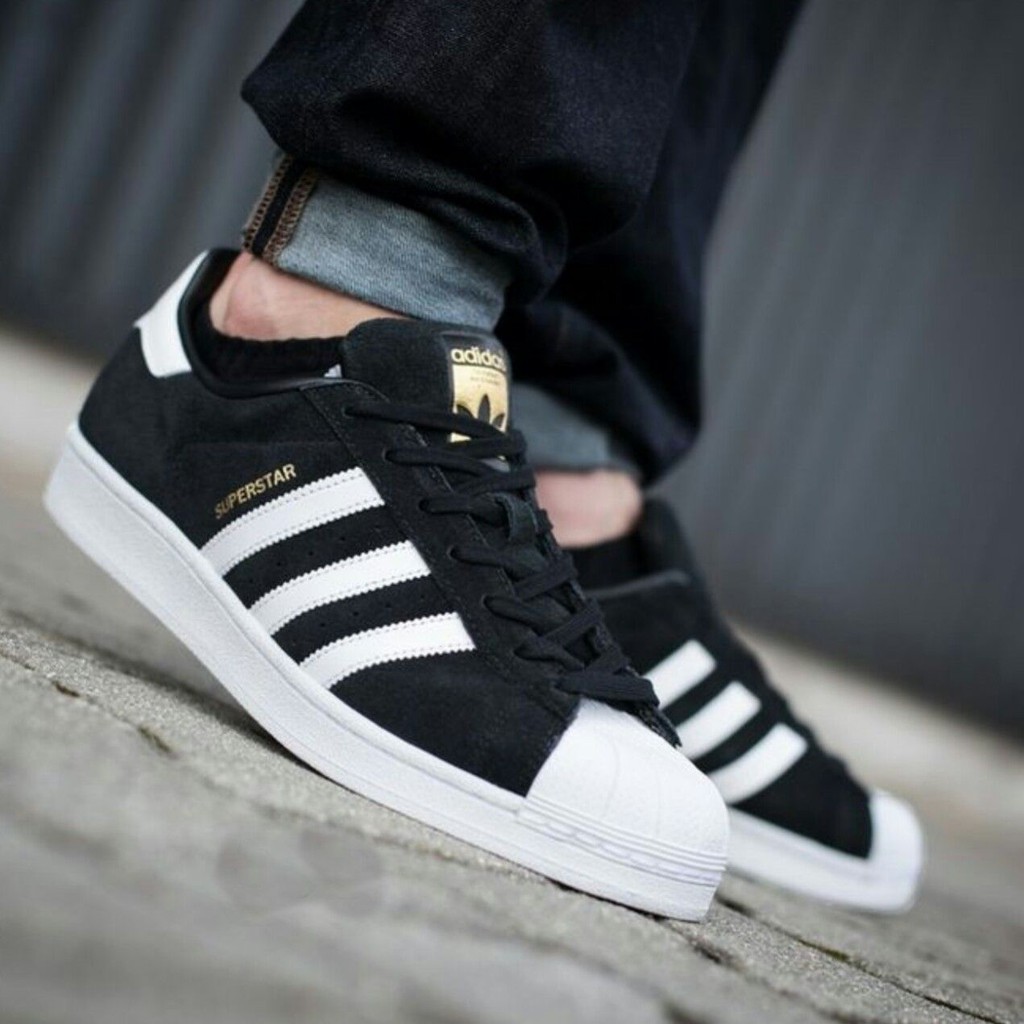  Sepatu  Kets Sneakers Adidas  Superstar  hitam  list putih 