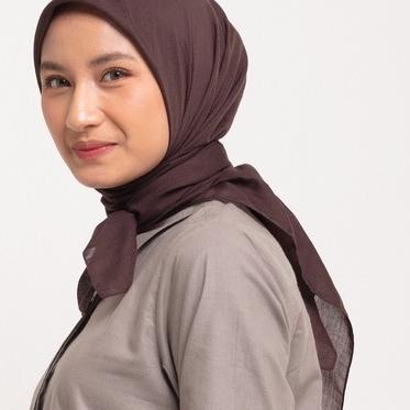 Dauky Jilbab Segi Empat Polos Voal Plain Scarf Square Scarf