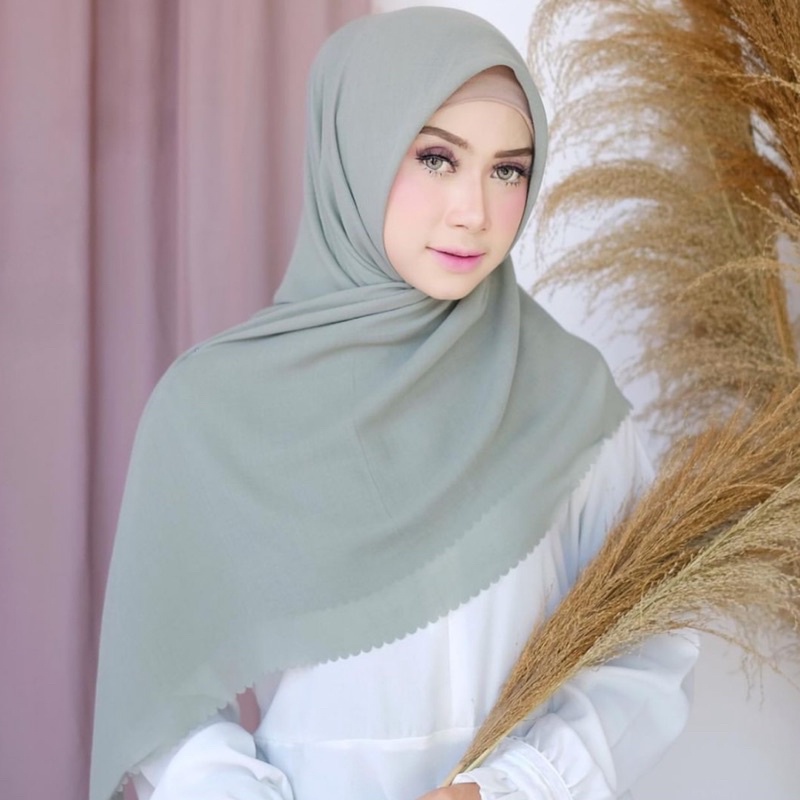 Jilbab Segi Empat Voal Miracle