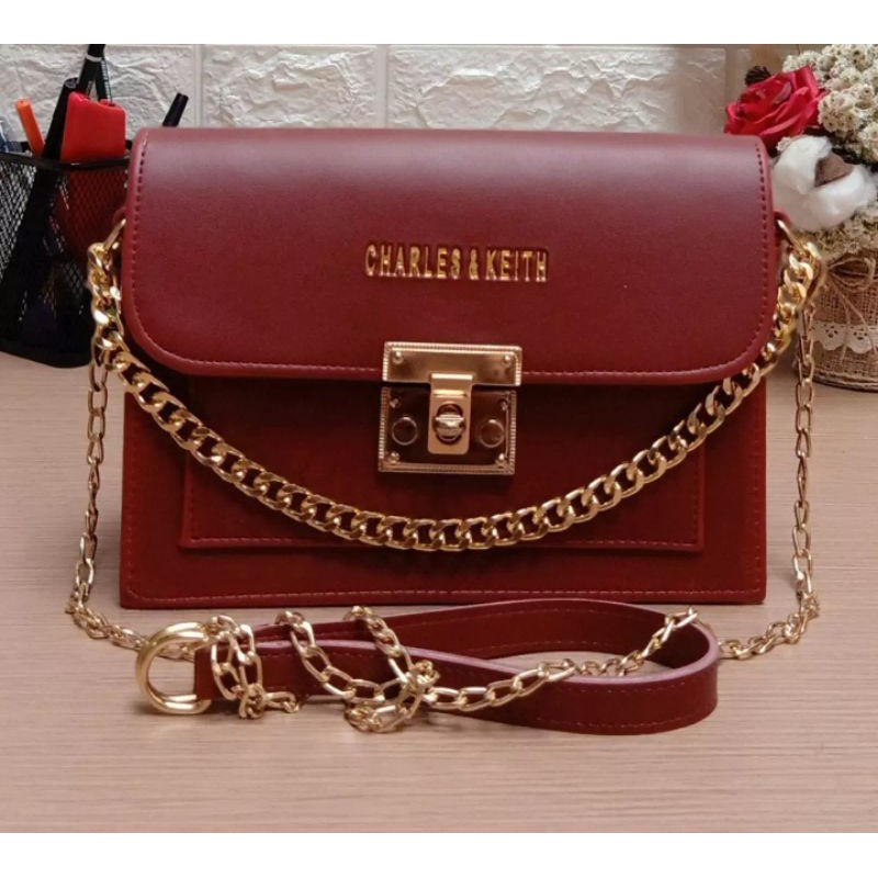 Tas Pesta / Tas Selempang Wanita - Merah