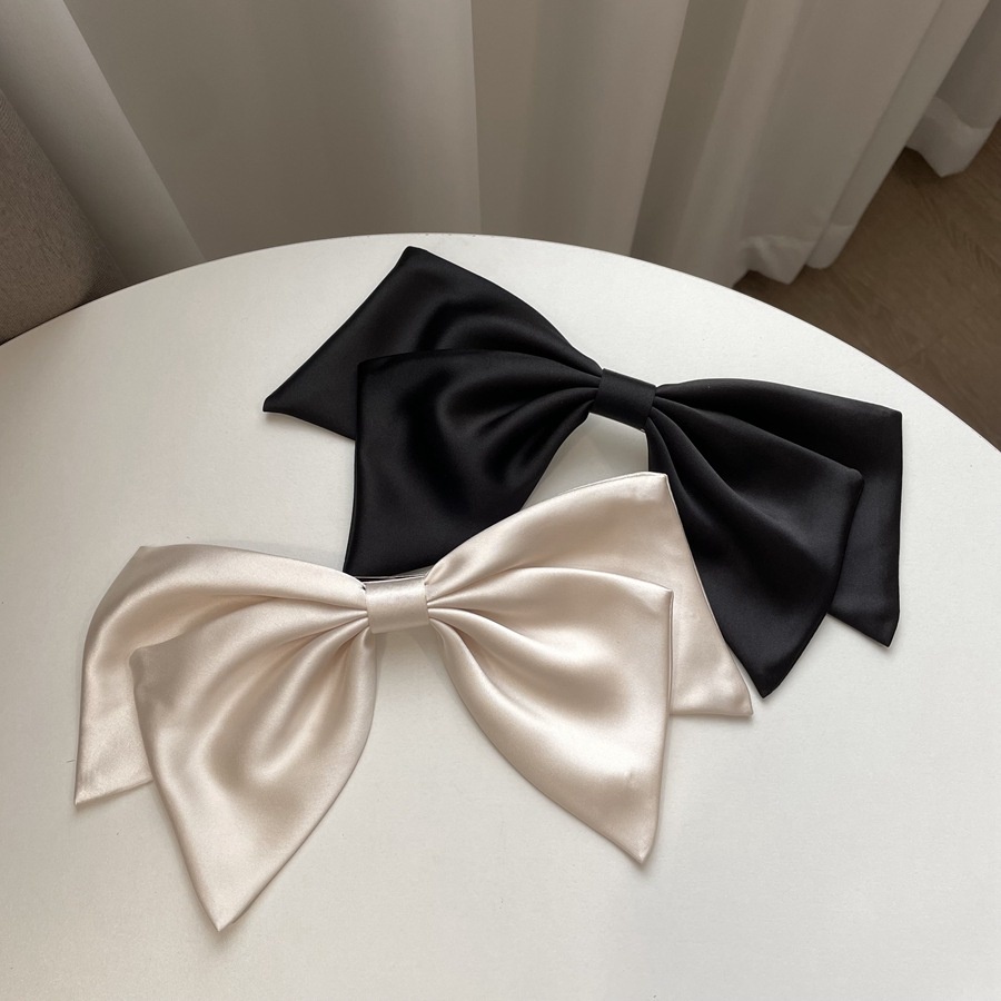 SUPER BIG BOW HAIRCLIP RIBBON HAIR CLIP KLIP JEPIT RAMBUT PITA BESAR JEPITAN FAIRY GIRLY GRENCH RETRO VINTAGE KLIP AKSESORIS SATIN KAIN SILK LEMBUT WARNA SOLID POLOS PASTEL HITAM PUTIH KREN PINK BIRU HIJAU KOREA KOREAN INS TRENDY NICHE