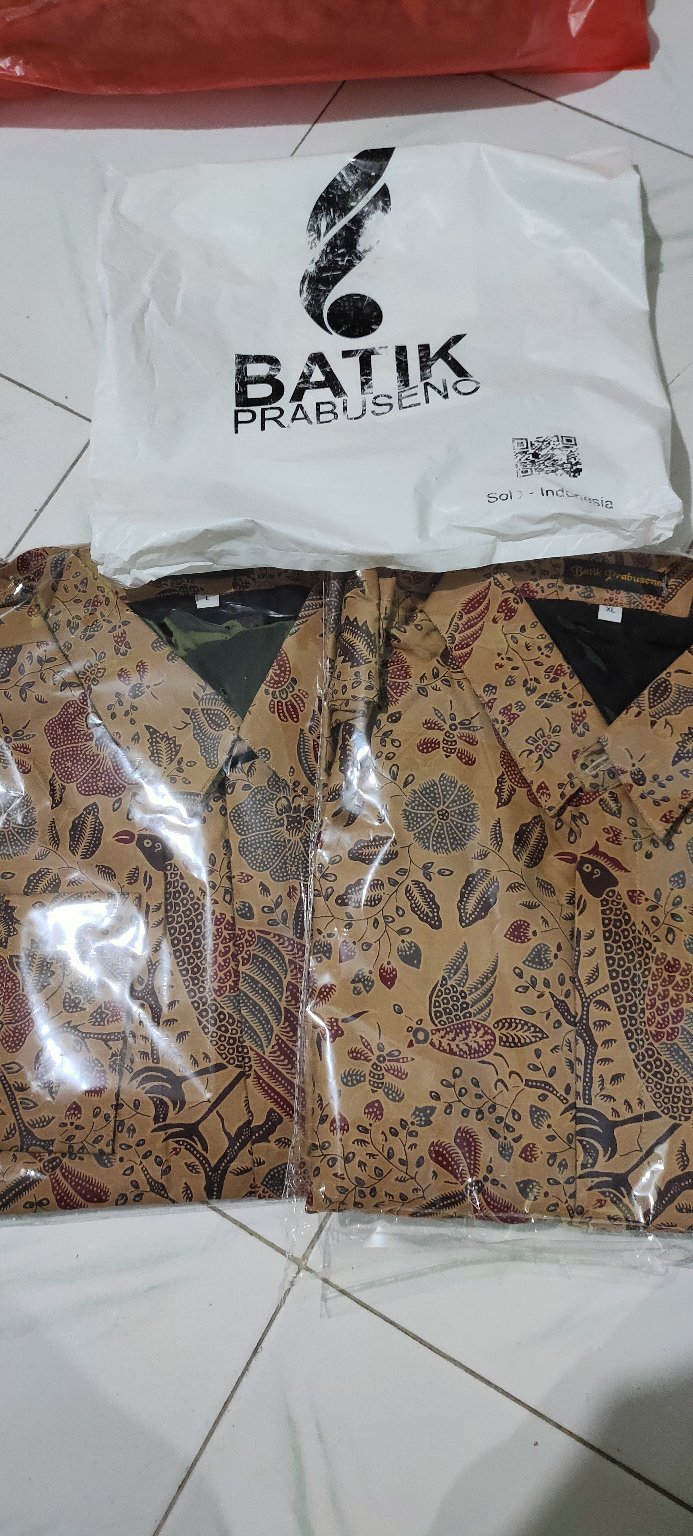 Sakya Kemeja Batik Pria Lengan Panjang Slimfit Katun Printing Hem Baju Atasan Kantor Modern Jumbo
