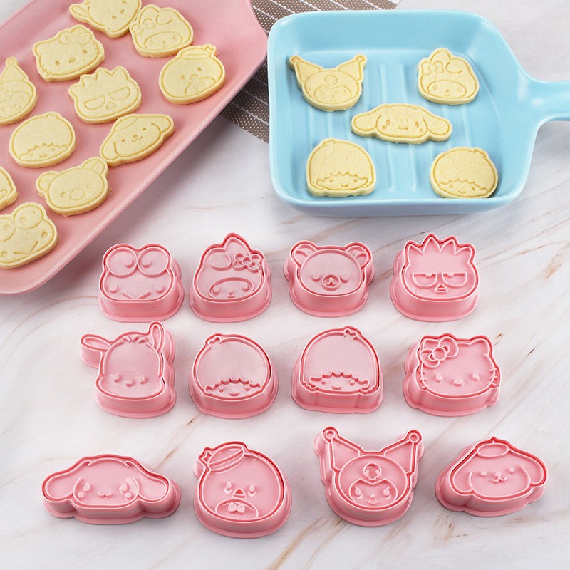 6pc plastic sanrio cookie cutter press / cetakan kue kering lucu / hello kitty