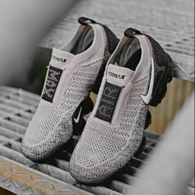 nike air vapormax flyknit moc 2 grey