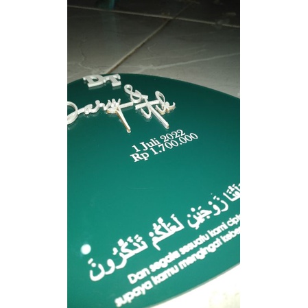 

AKRILIK BRUSH COSTUM