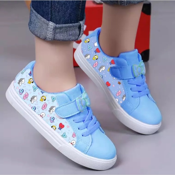 Sepatu Sneakers Anak Perempuan Motif Karakter Grosir 26-30 / Sepatu Grosir Anak